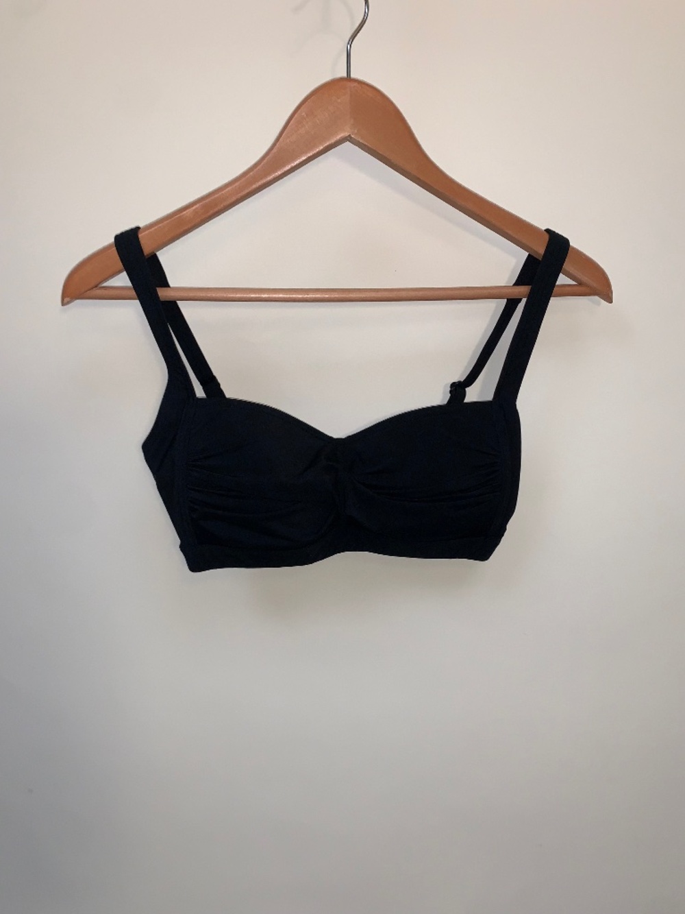 Nip Tuck Swim Joanne Black Twist Front Multi Fit Cup Bikini Top, Sz 6